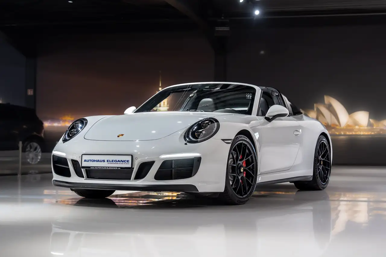 911Targa 4 GTS*SPORT-CHRONO*PDLS+*PDK*BOSE*DAB+