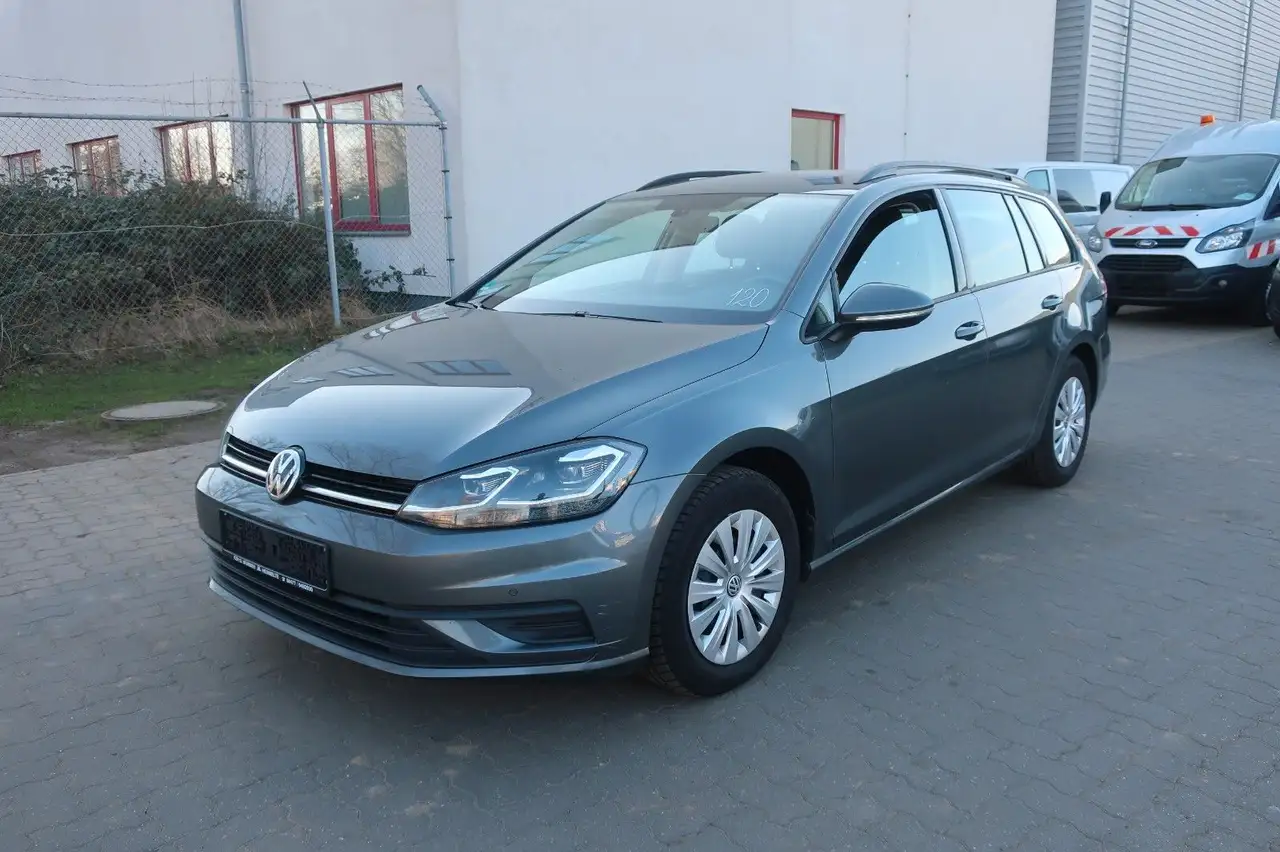 GolfVII Variant Trendline BMT/Start-Stopp
