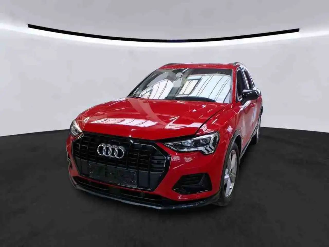 Q3advanced 1.5TFSI "LED/VirtualC./Navi/PDC"