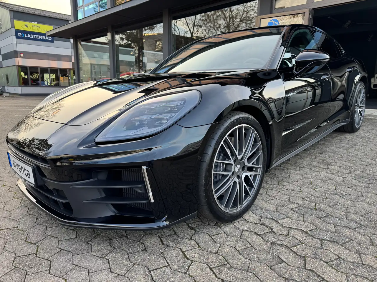 Panamera4E-HYBRID|BRAUN|ACTIVE RIDE|SPORTABGAS|