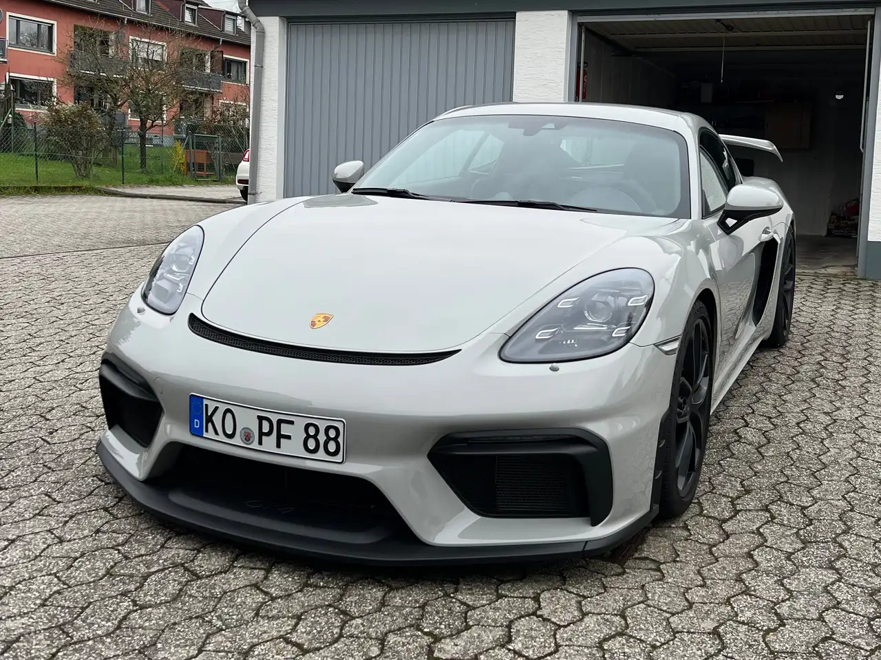 718GT4 Clubsport