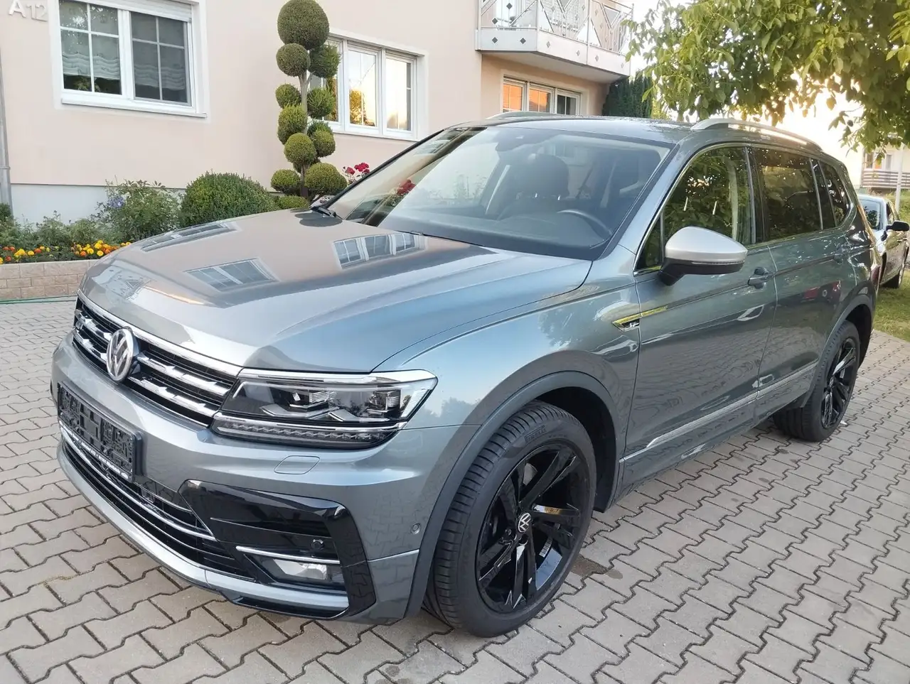 Tiguan AllspaceHighline, R-line, 4Motion, AHK