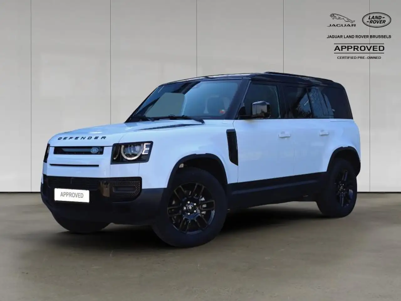 Defender110 D200 SE 7SEATS Warranty until 03/2029