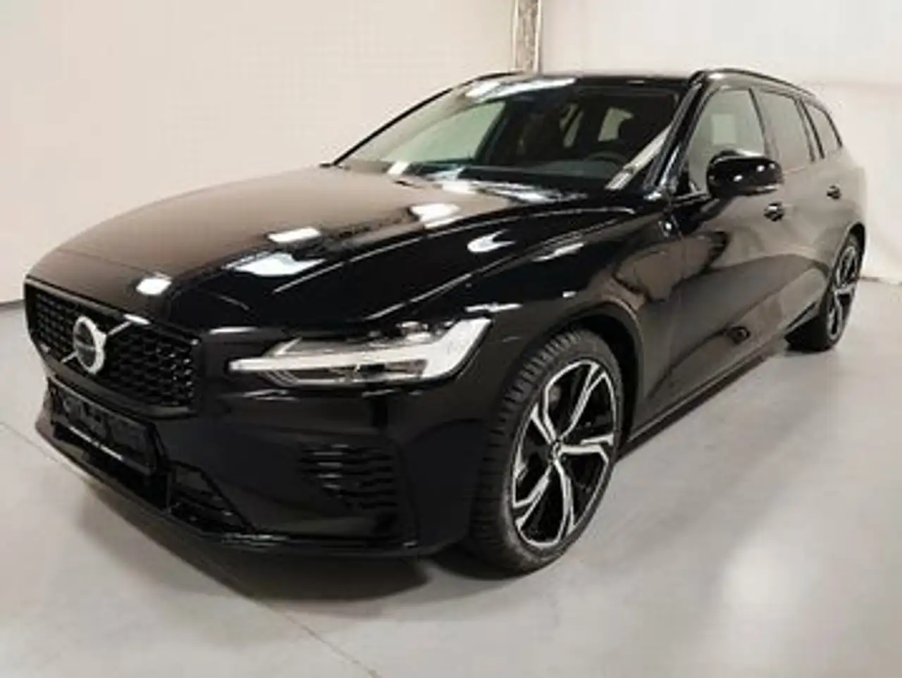 V60T6 Plus Dark Plug-In Hybrid AWD ACC 360°AHK