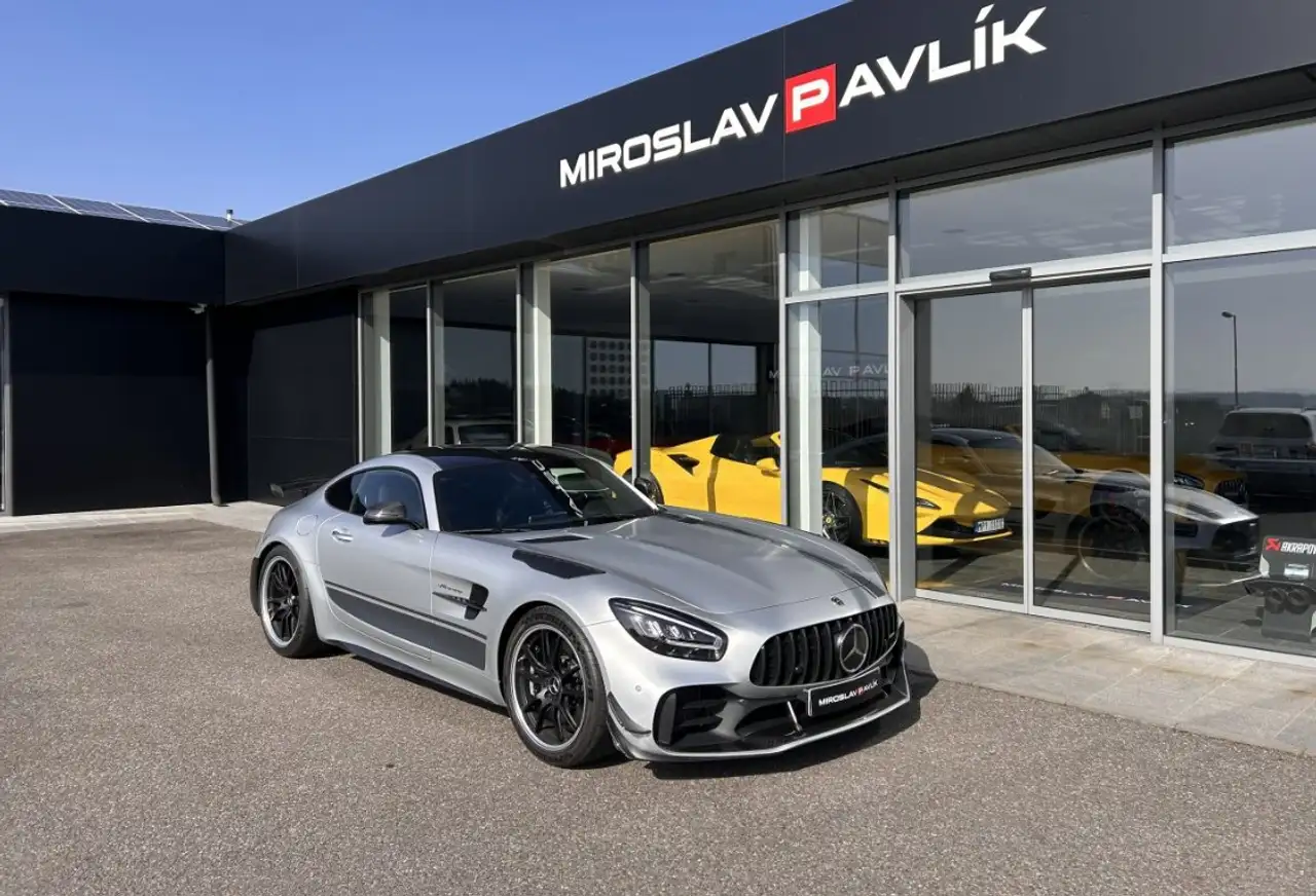 AMG GTR Pro 4.0 V8 585 ch - Carbone