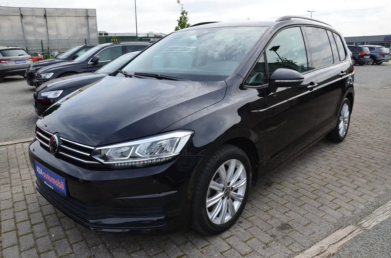 Touran2.0 TDI Comfortline LED Navi AHK ACC