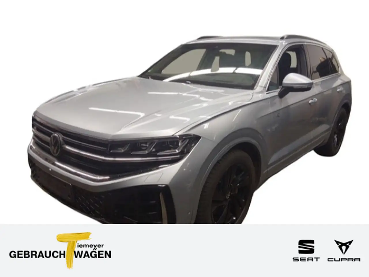 Touareg3.0 TSI 4M R-LINE LUFT PANO LEDER AHK