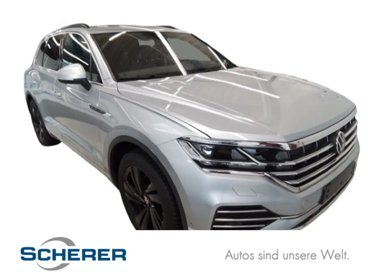 Touareg3.0 TDI Elegance AHK+Pano+Luft+HuD+IQ+St