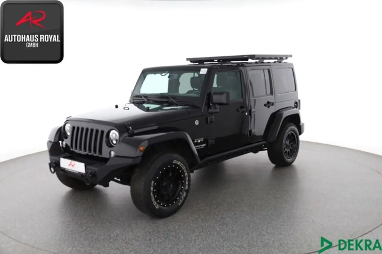 Wrangler3.6 V6 UNLIMITED SAHARA LED,ALPINE,SH