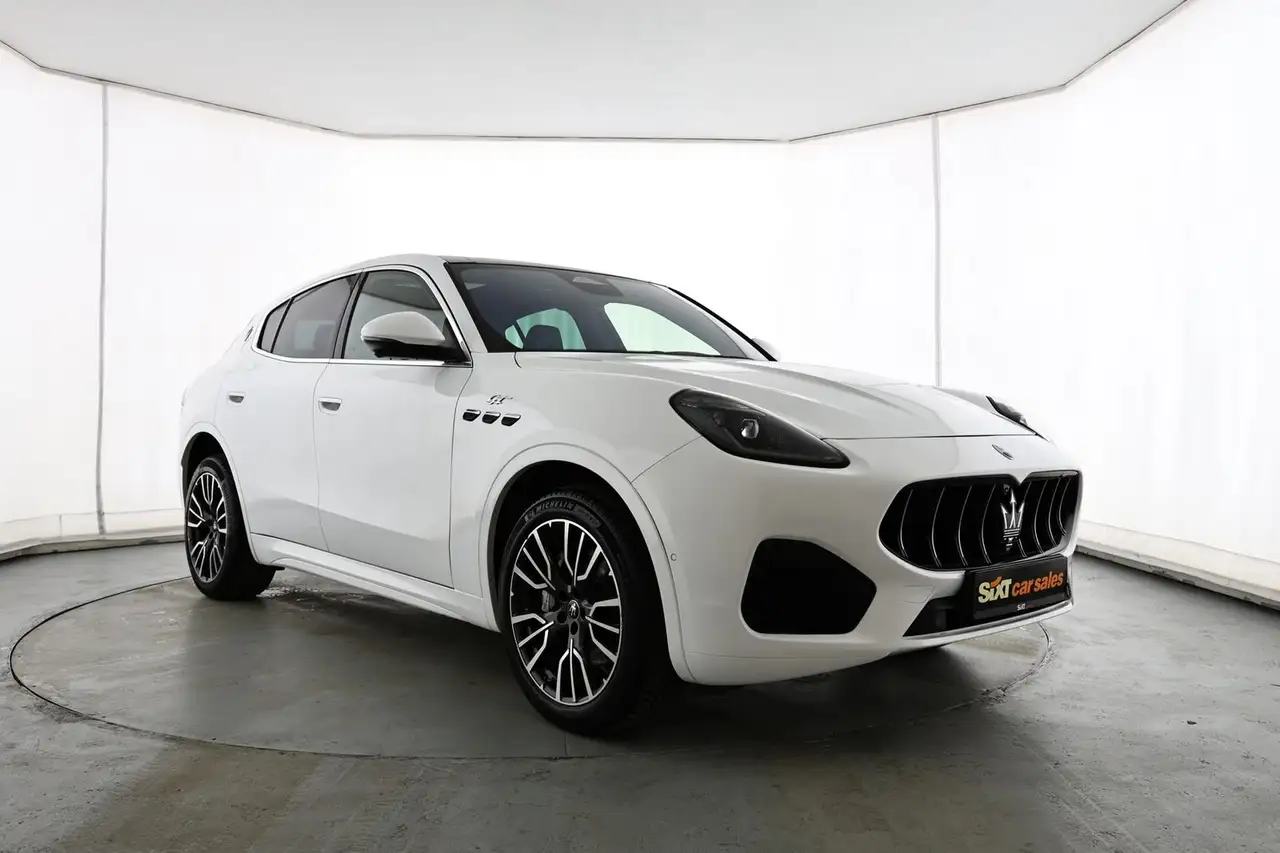 Grecale2.0 GT|HUD|PANO|360°|SHZ v+h|NAV|ACC|20"