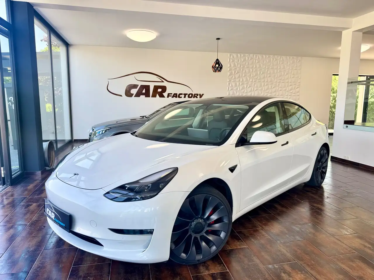 Model 3PERFORMANCE * FACELIFT * 20 ZOLL *