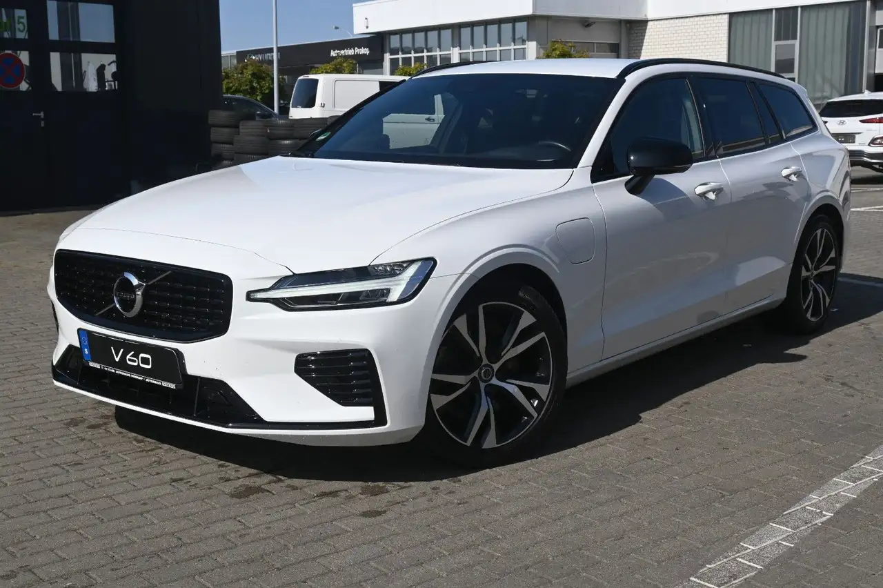 V60T6 Recharge AWD R-Design*RFK*FSHZG*BLIS