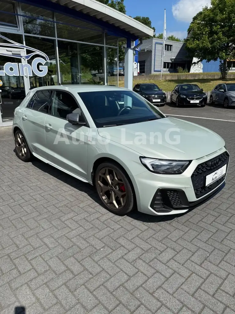 A1Sportback 40 TFSI S-line S-tronic NAVI LED
