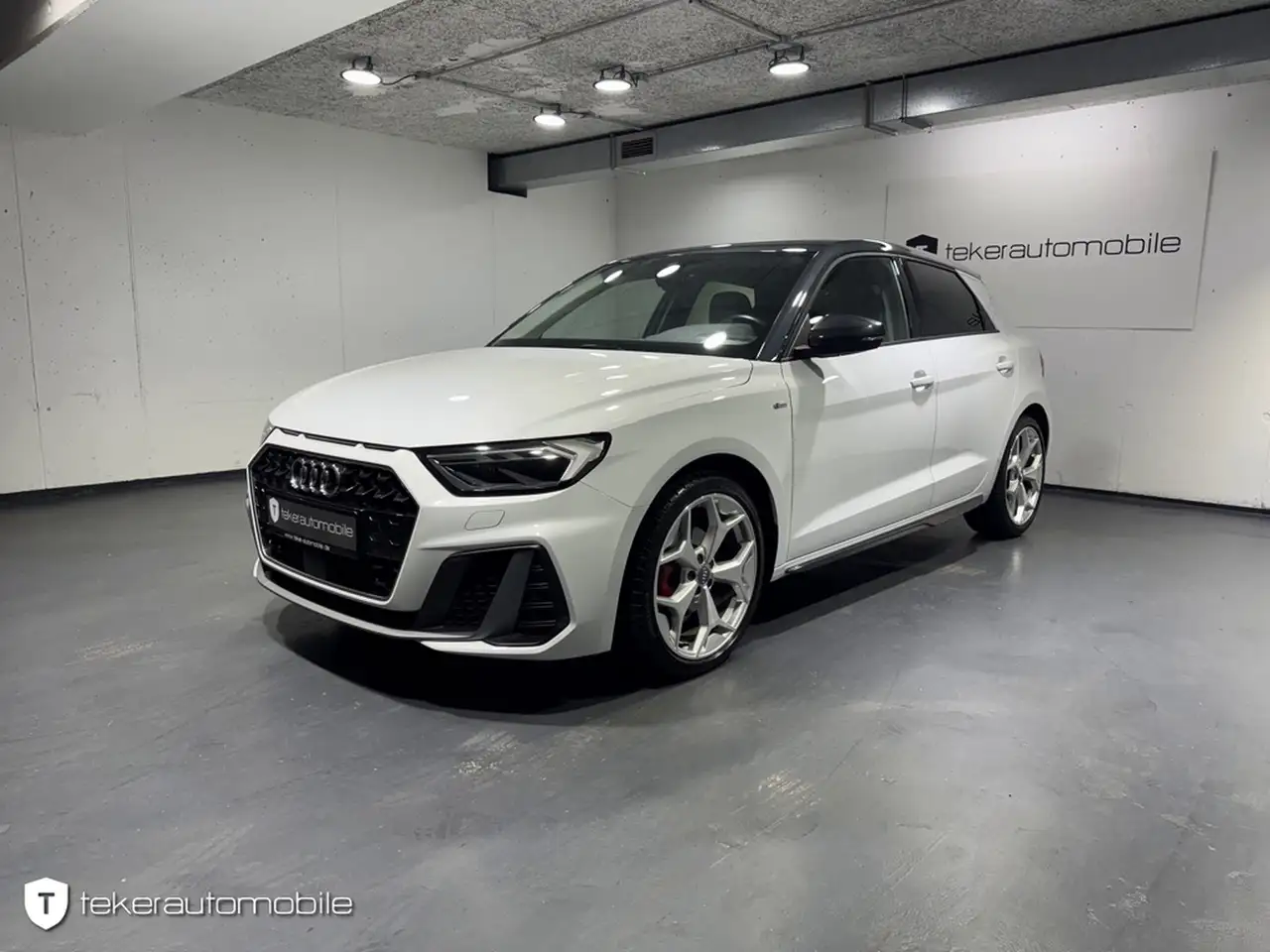 A1Sportback 25 TFSI S line *CarPlay*LED*Leder*
