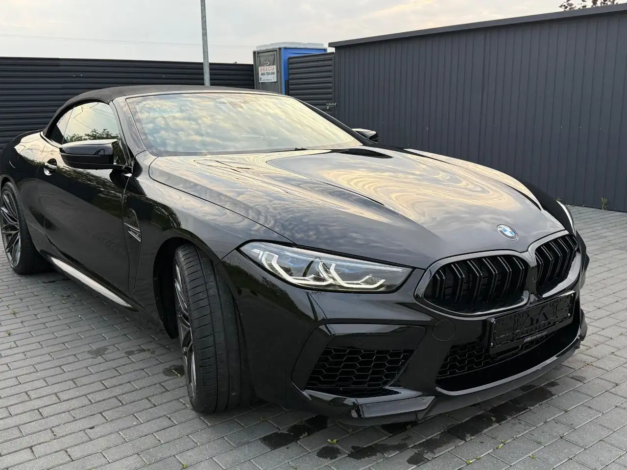 M8Cabrio COMPETITION/LASER/B&W/360°/SOFTCLOSE