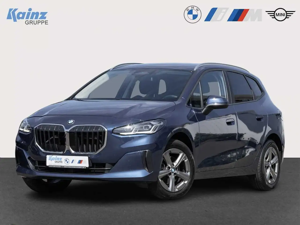 218d Active Tourer Aut./Premium/Sportsitze/17''