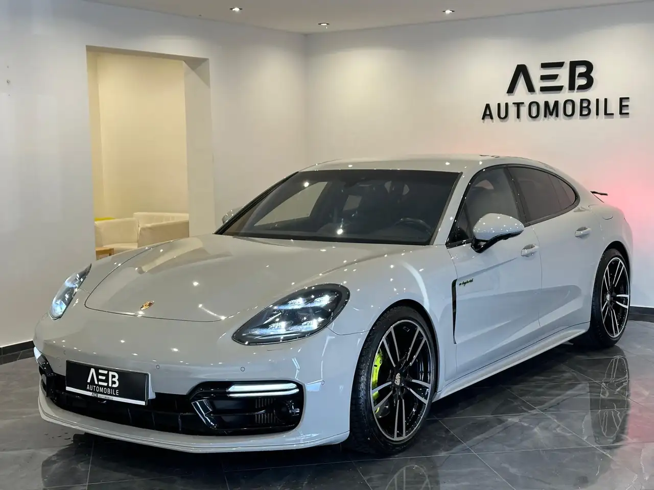 Panamera4 E-Hybrid PHEV Aut.**ERST BESITZ**MASSAGE**ACC...