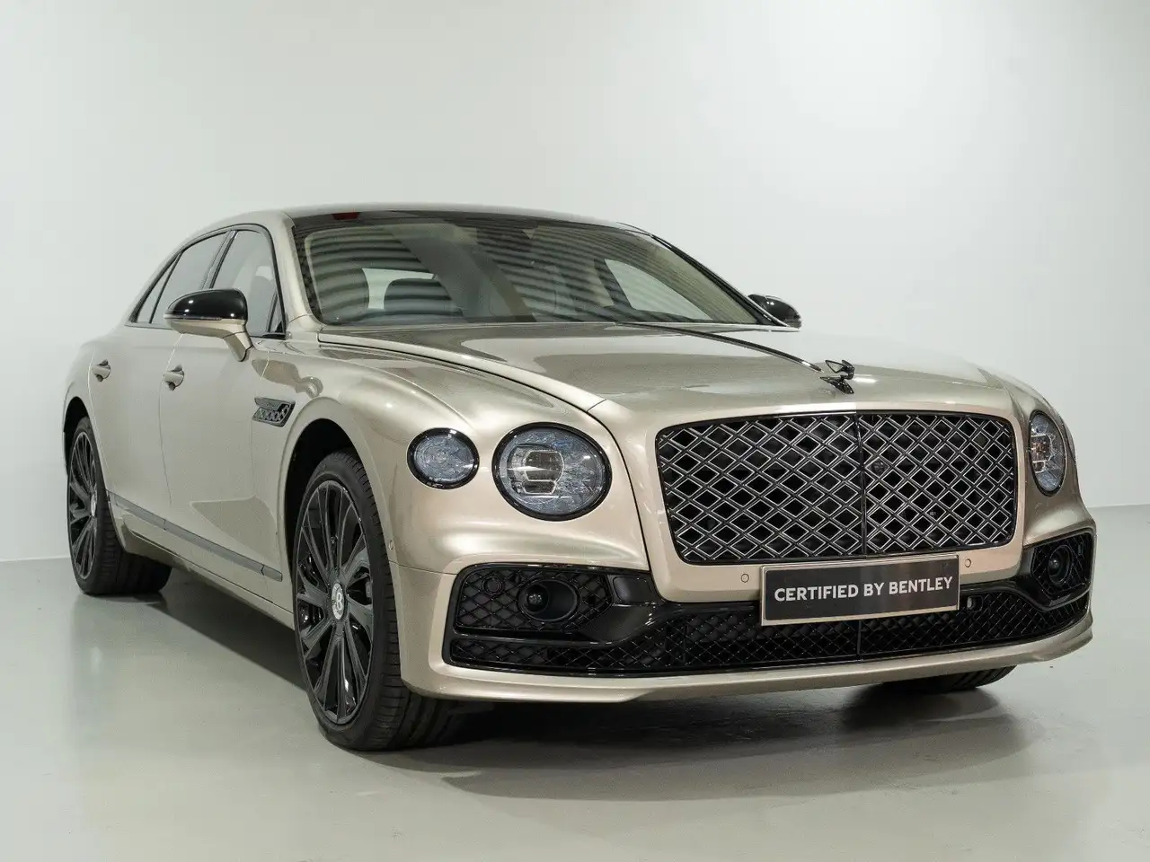 Flying SpurMULLINER EDITION HYBRID LP €334.783