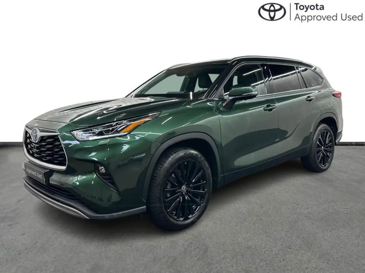 HighlanderPremium Plus AWD 7PL
