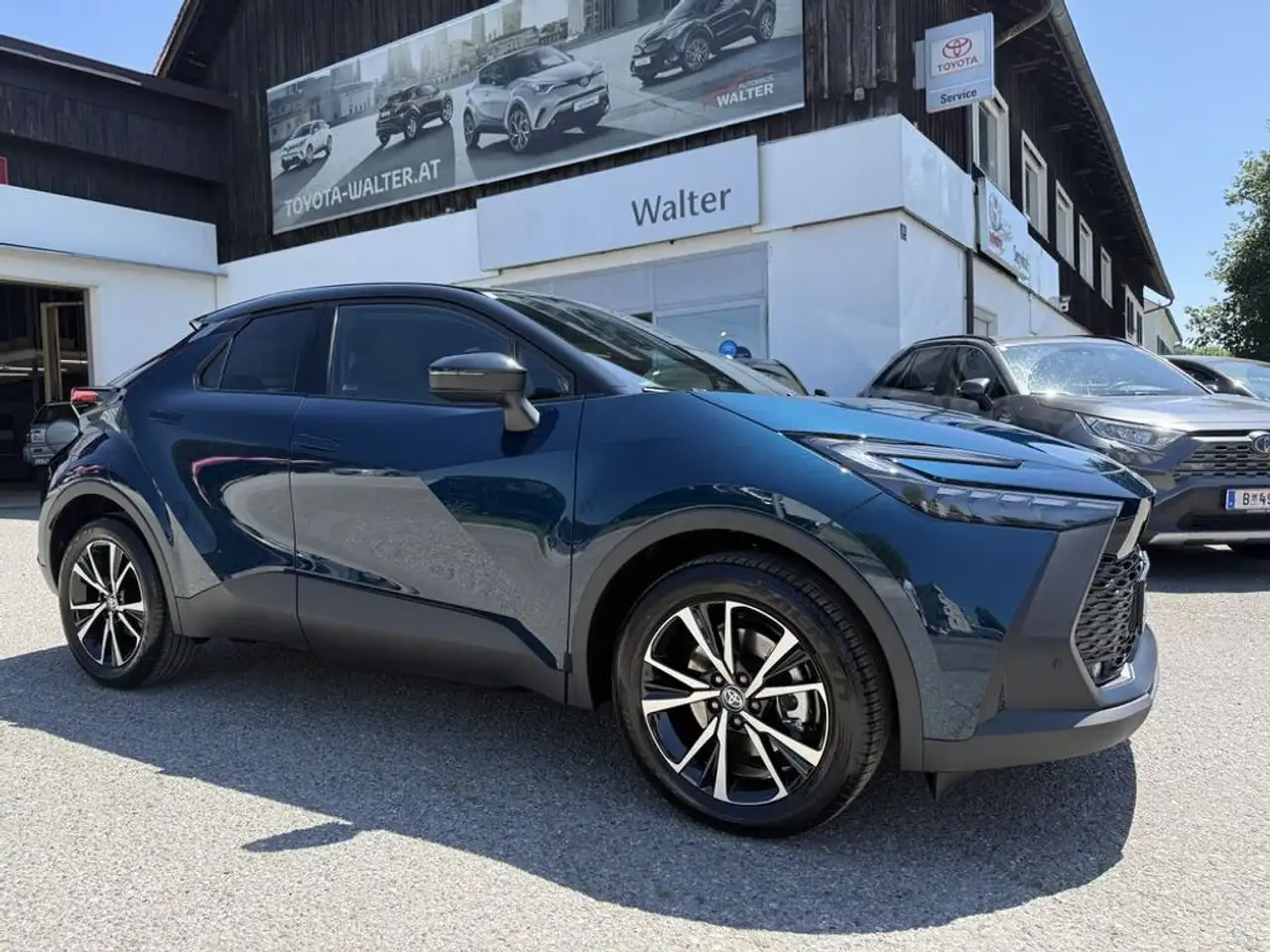 C-HR2,0 Plug-In Hybrid E-CVT Active Drive