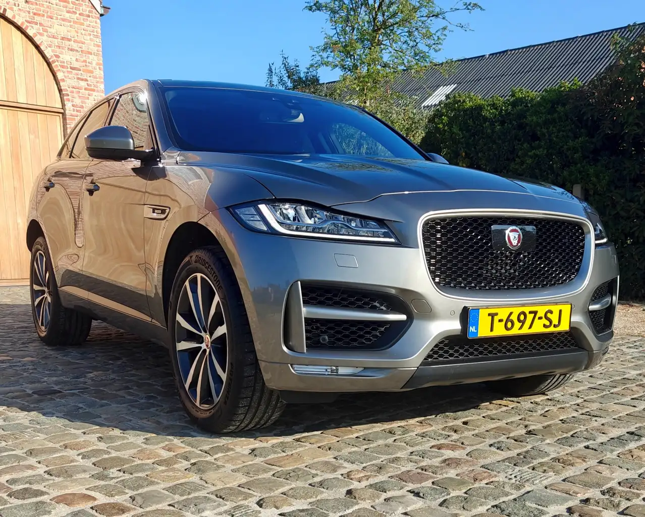 F-PaceF-Pace 30t AWD R-Sport