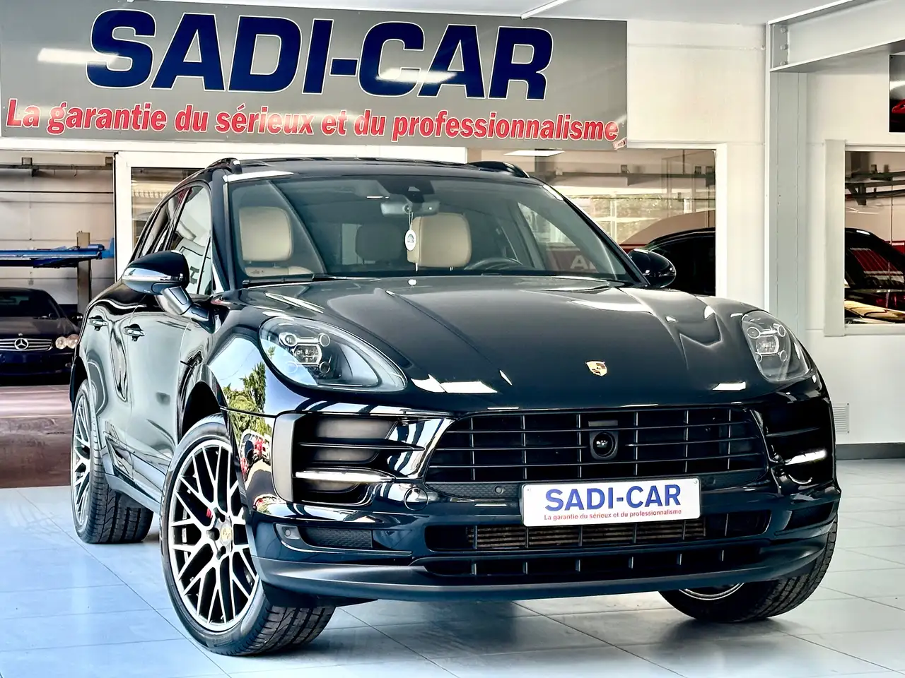 Macan2.0 Turbo 245cv PDK - NEW-LIFT