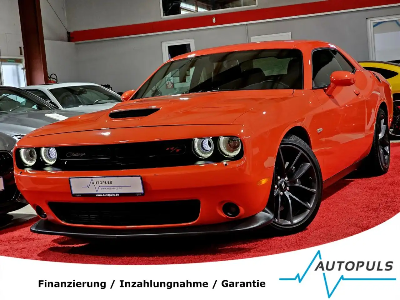 Challenger6.4 R T Scat Pack*Go Mango*