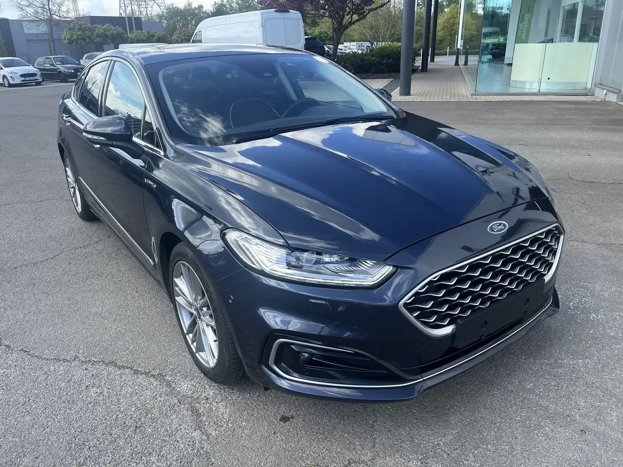 MondeoVignale 2.0i 187pk hybride 4d