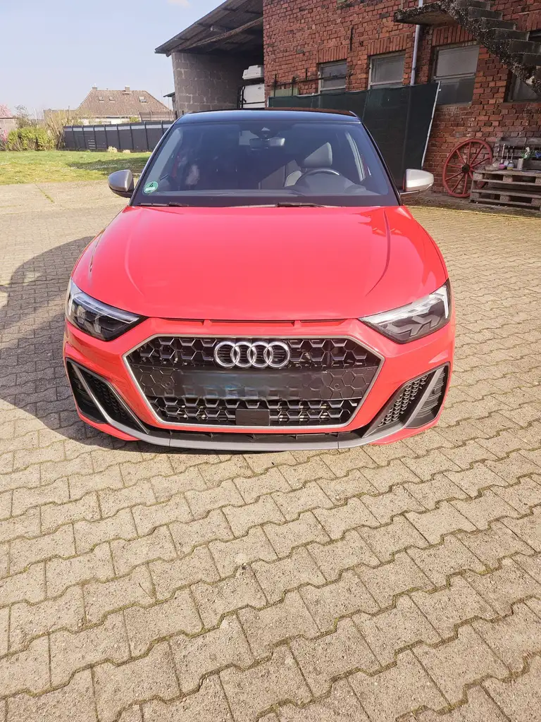 A140 TFSI Sportback S tronic line