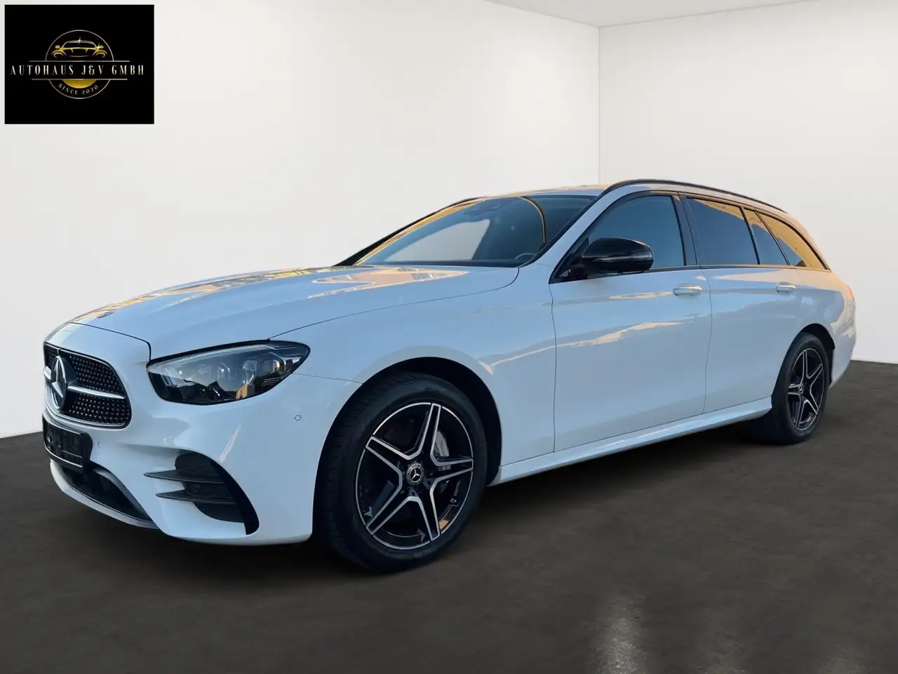 E 300de T-Mod. 4M ,AMG,HUD,Night Pak.KeyFree...