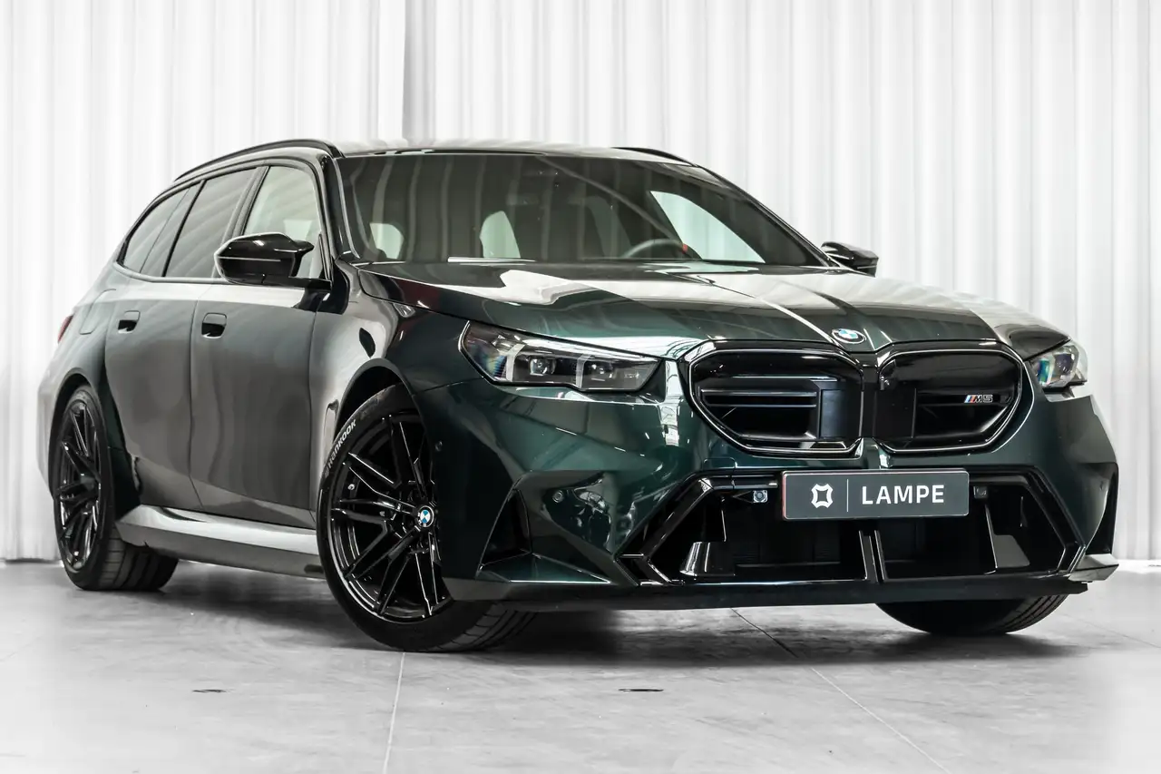 M5Touring Oxford Green Akrapovič PPF B&W Pano ACC