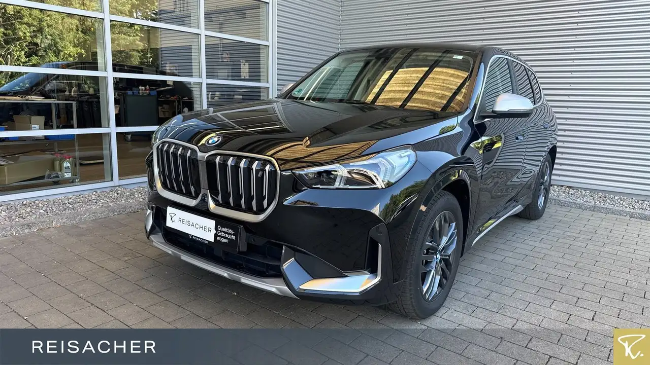 iX1IX1 XDRIVE30 xLine Navi HUD 360° ACC AHK adLED