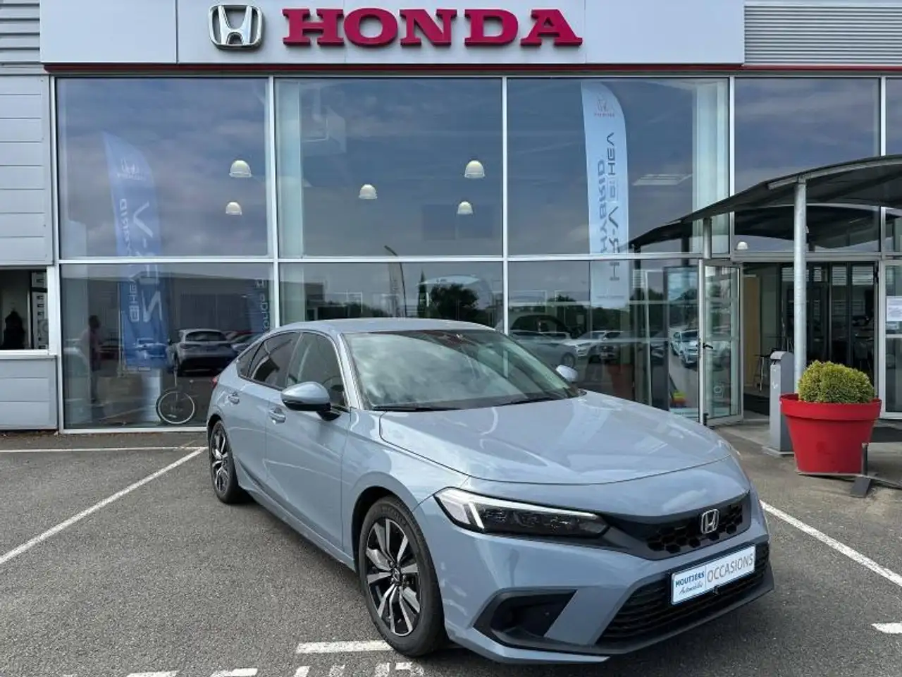 Civic2.0 i-MMD 184ch e:HEV Executive