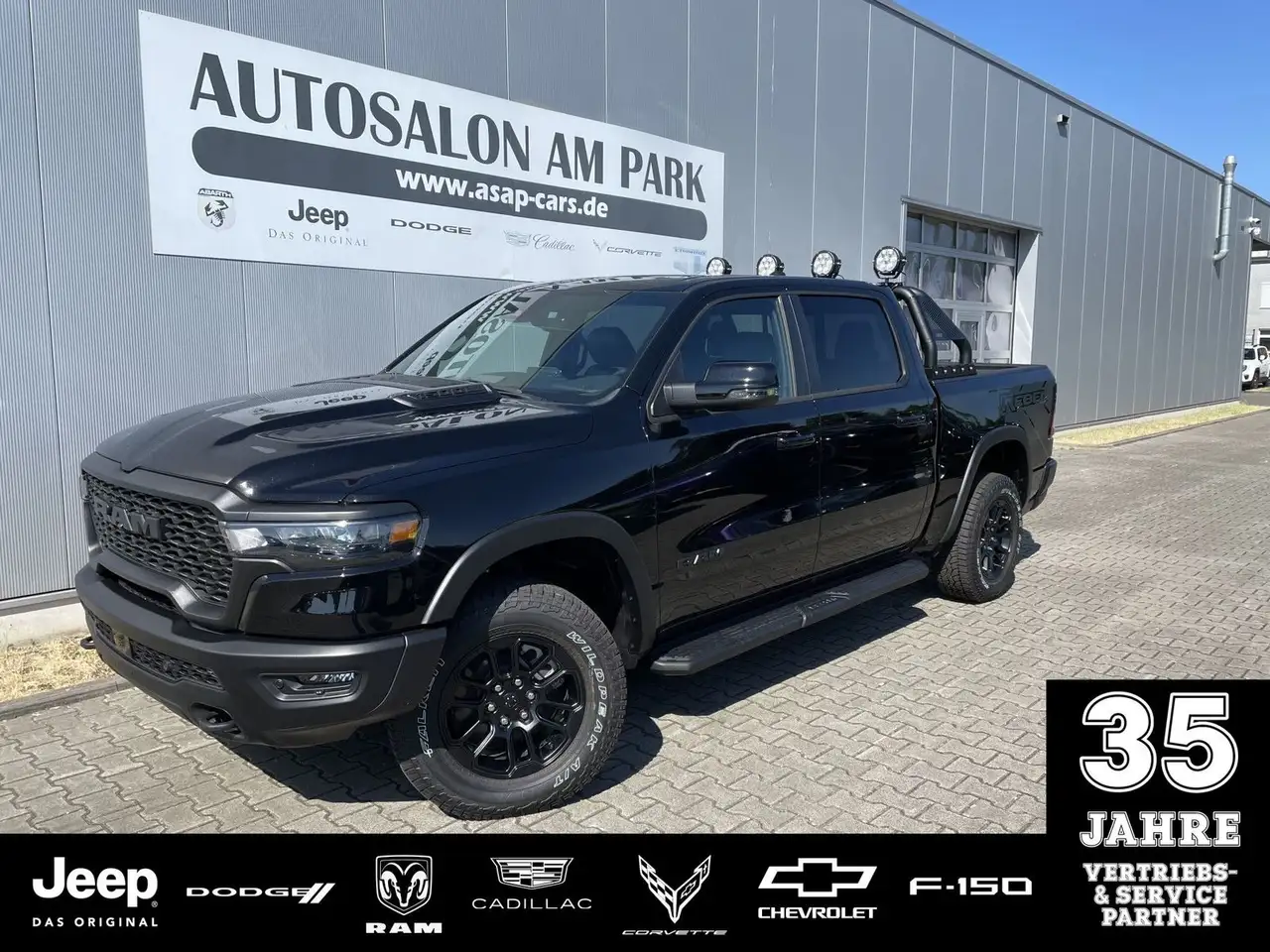 RAM1500 Crew Cab Rebel Night 3.0 - Umbau