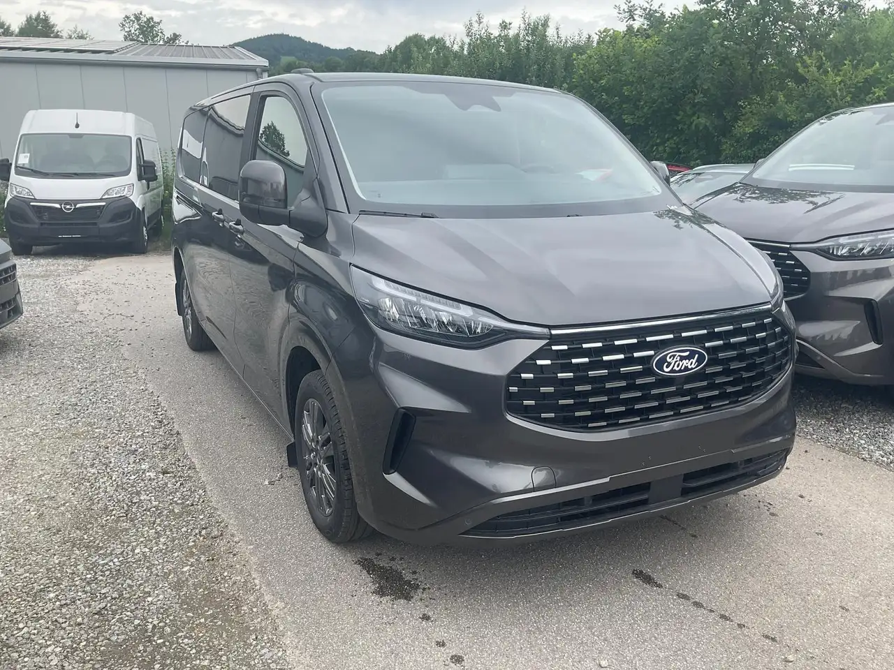 Tourneo Custom320 L2 Titanium AWD 2.0 AT, 8-Sitzer, Navi, sof...