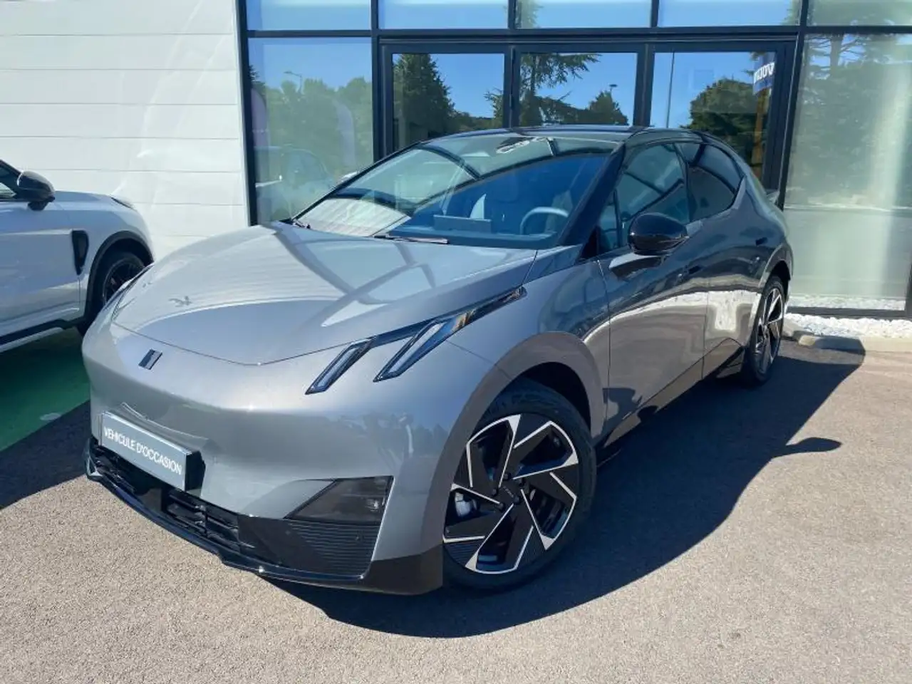 02Electric 272ch More