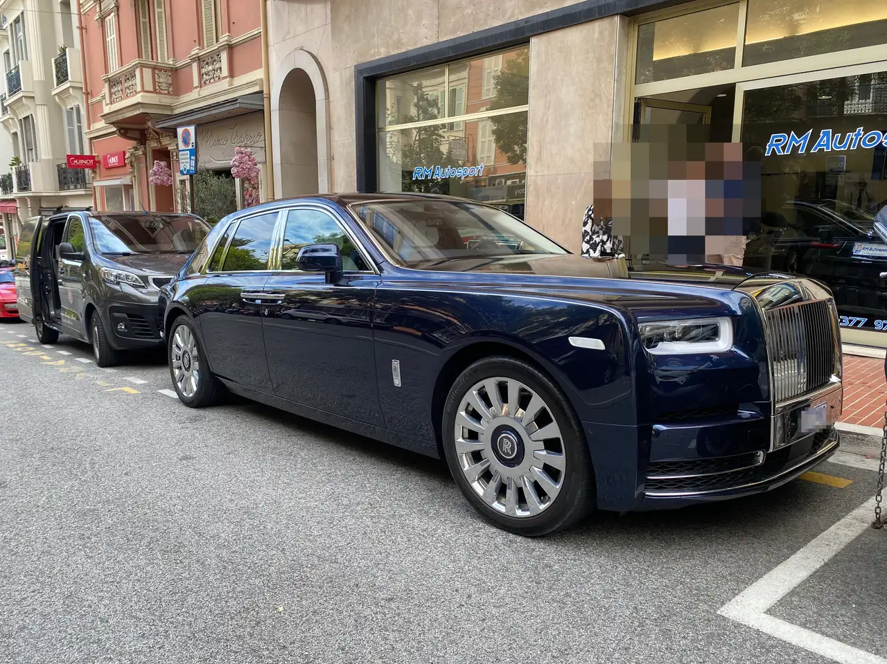 PhantomVIII 6.75 V12