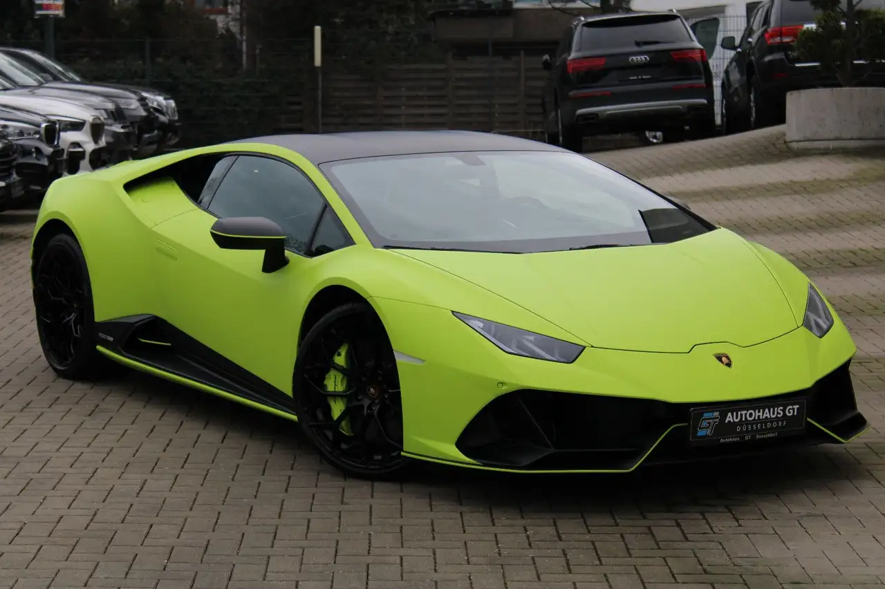 HuracánEVO AWD/Fluo Capsule Verde/LiftingSystem