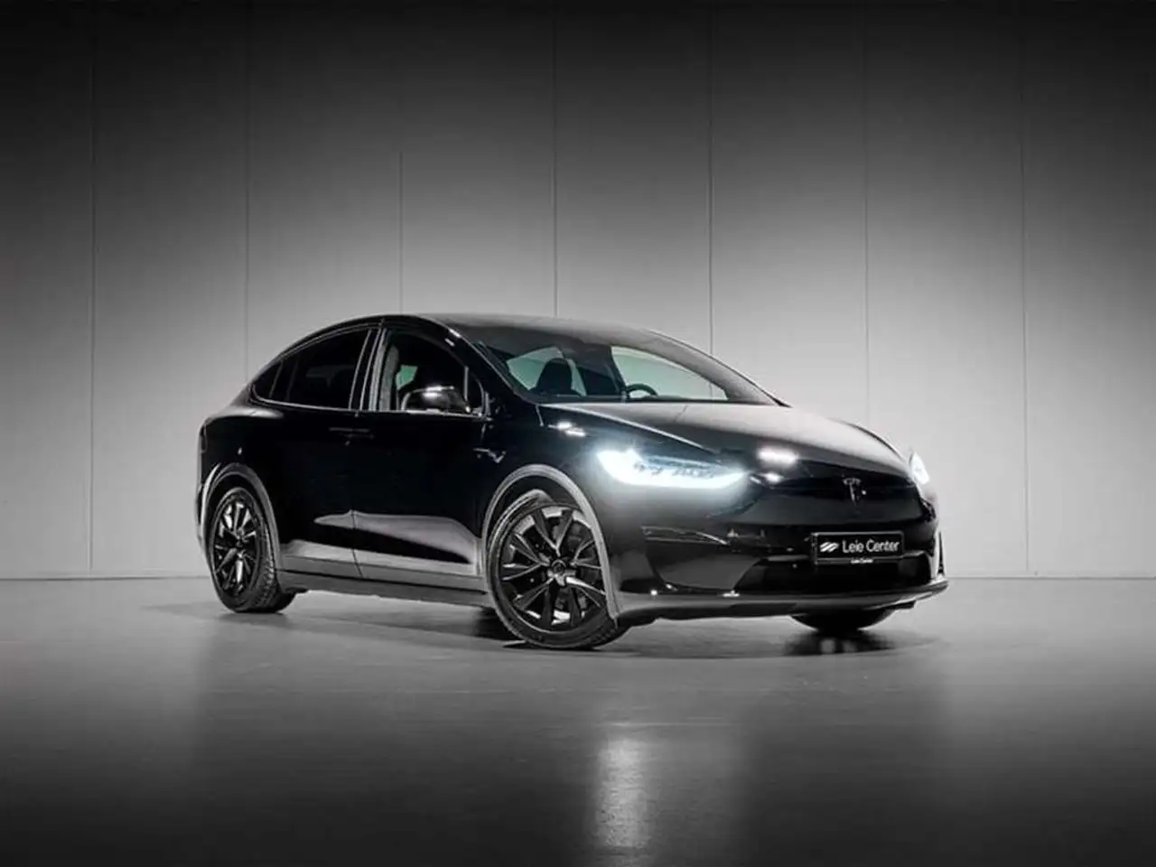 Model XDual Motor AWD / 7-seat / Full self driving