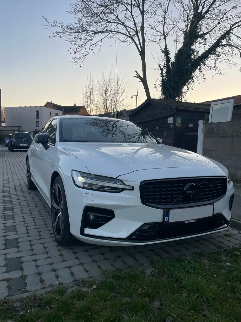 S60B5 AWD Ultimate Dark 2jaar garantie!