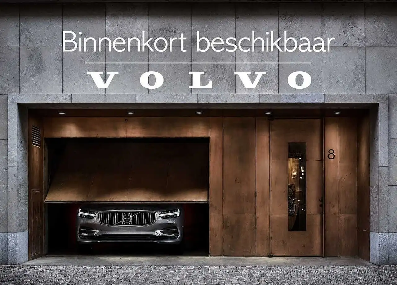 XC60Plus, B4 Mild-Hybrid, Benzin, Dark