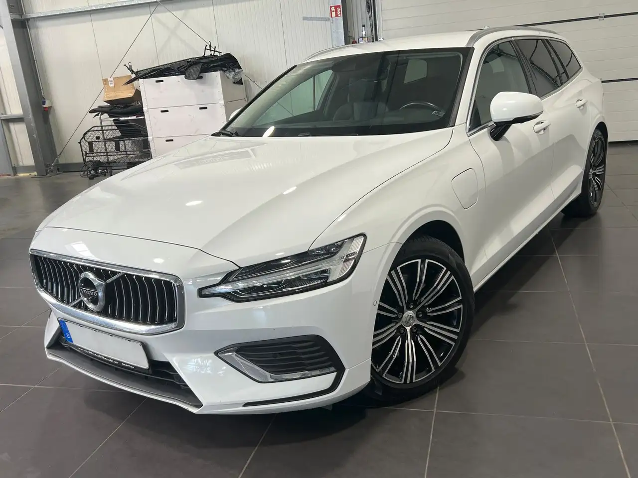 V602.0 Hybrid AWD Kombi Automatik **Navi*LED**