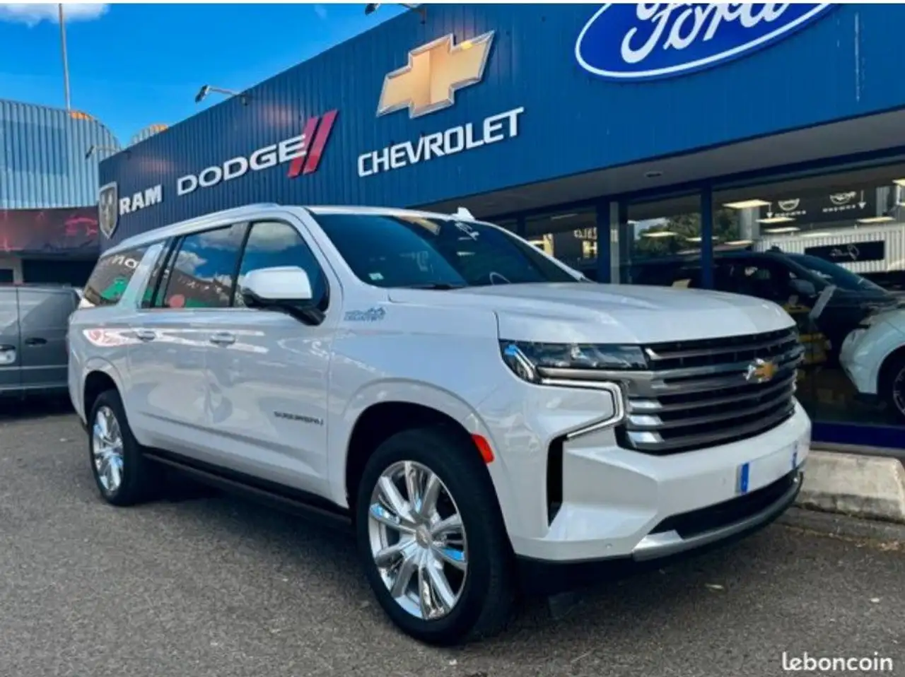 SuburbanHigh Country – V8 6.2L FULL Options - Pas TVS/Pas 