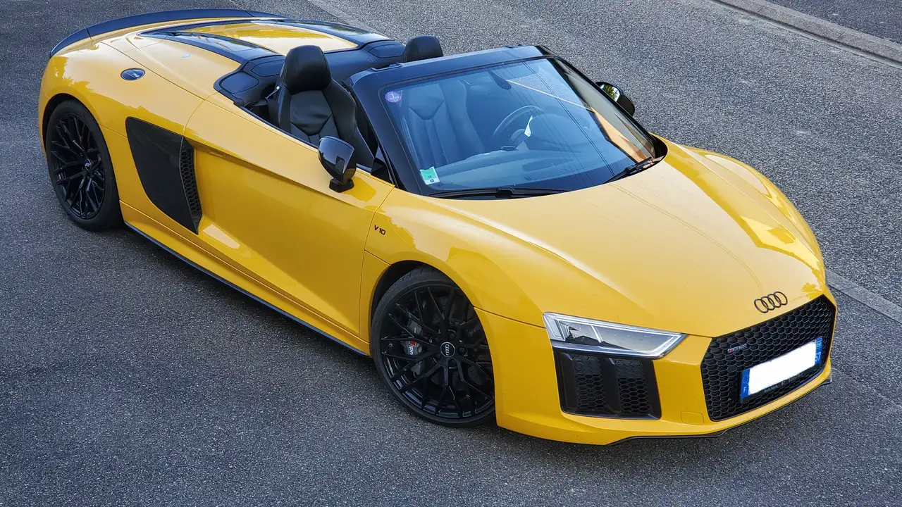 R8R8 Spyder V10 Plus 5.2 FSI 610 S tronic 7 Quattro
