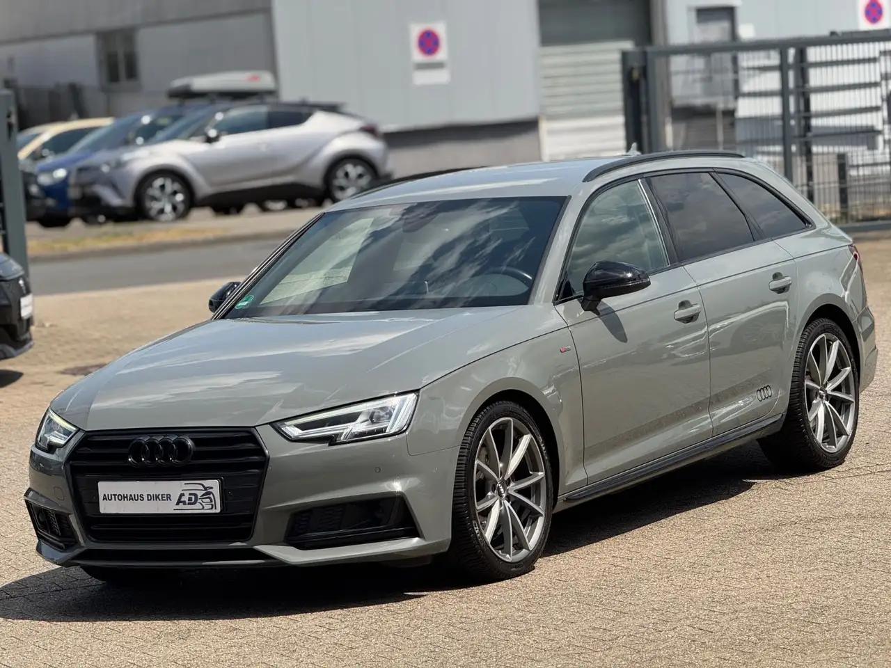 A4Avant S line Black sport Autom., Virtual, LED