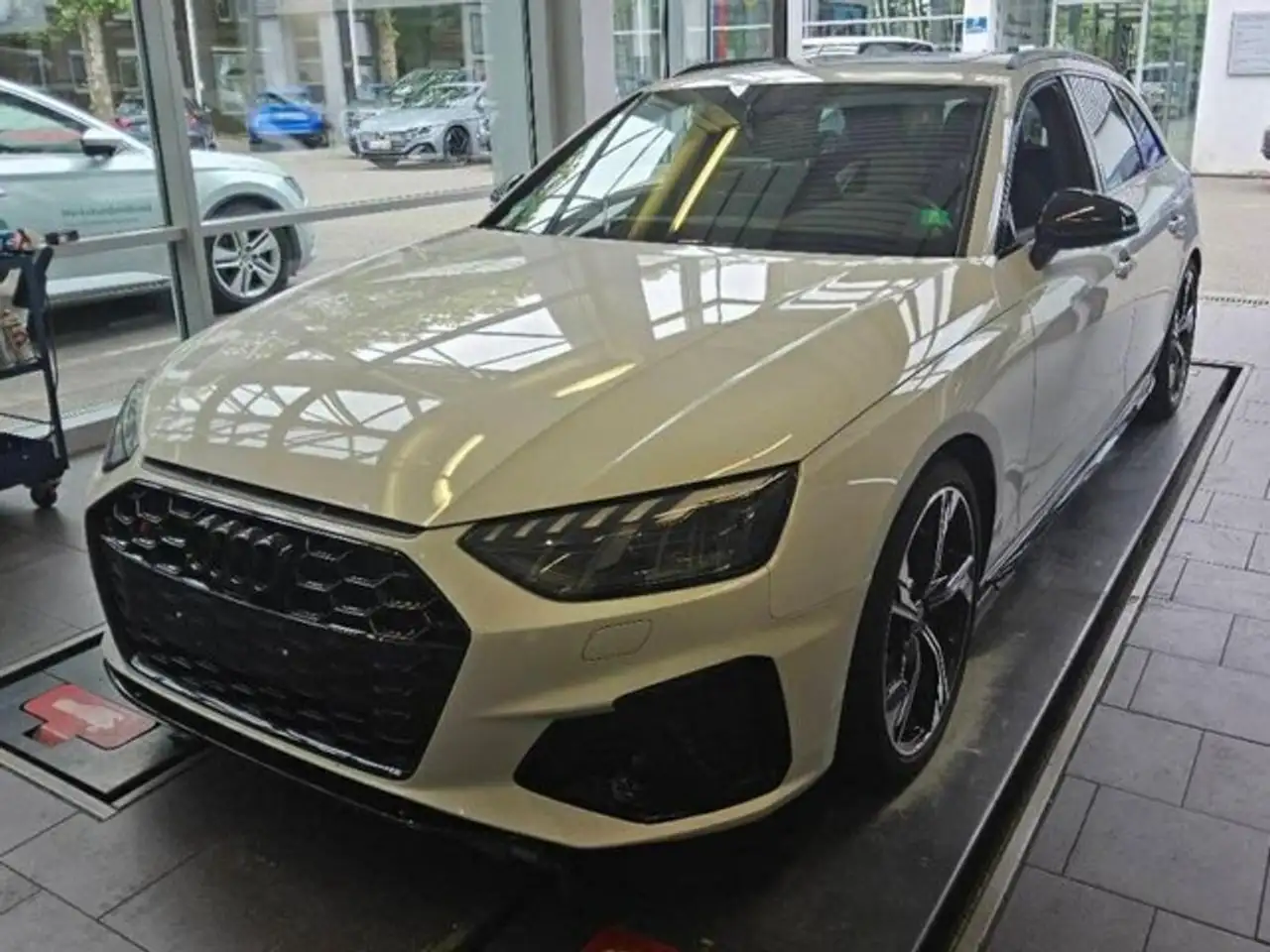 S4Avant 3.0 TDI quattro Tiptr. AHK Matrix Pano