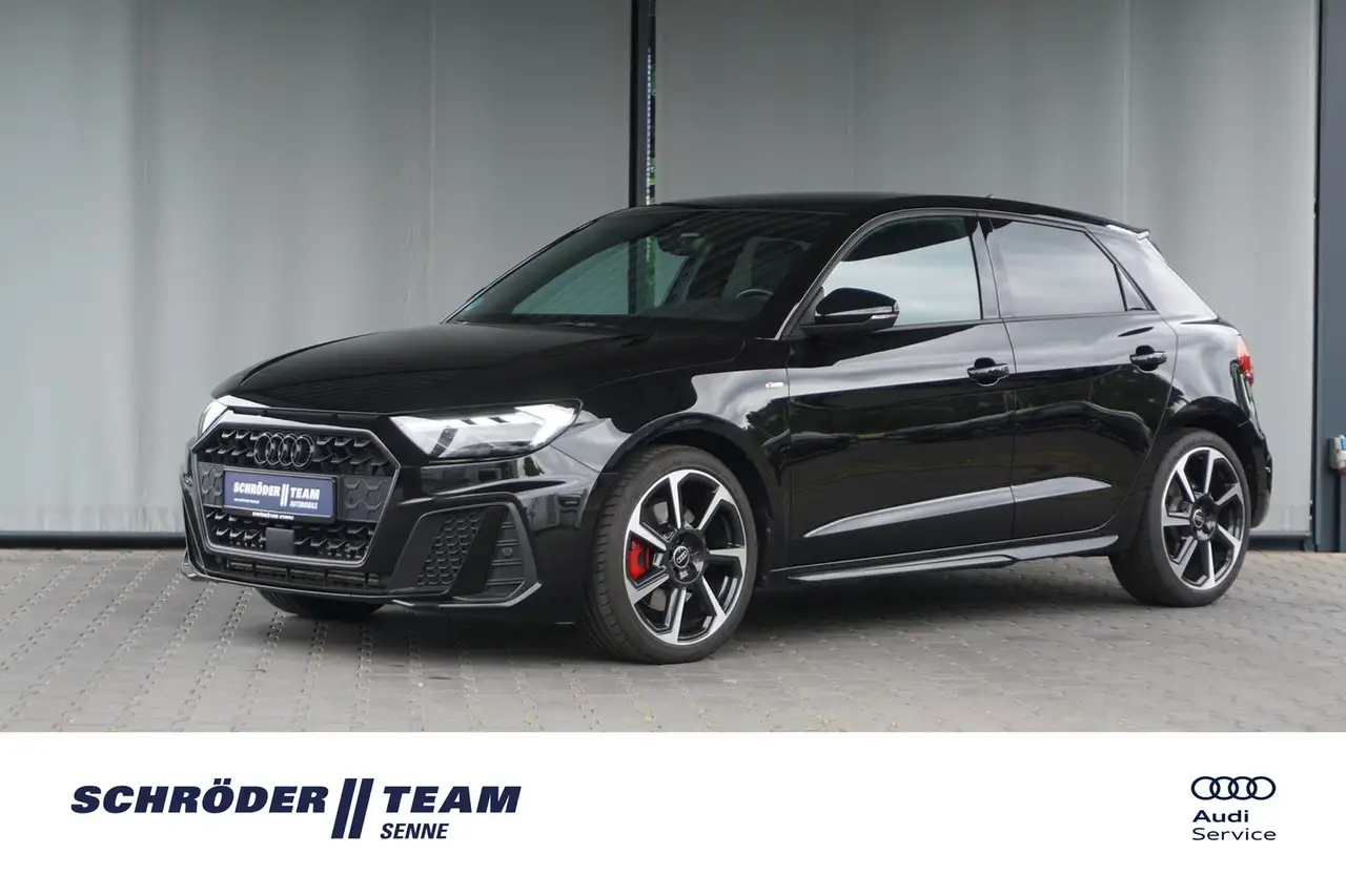 A1Sportback 40 TFSI S tronic S line LED Carplay K