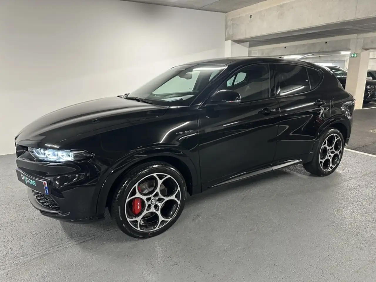 Tonale1.3 PHEV 280ch Veloce AT6 e-Q4