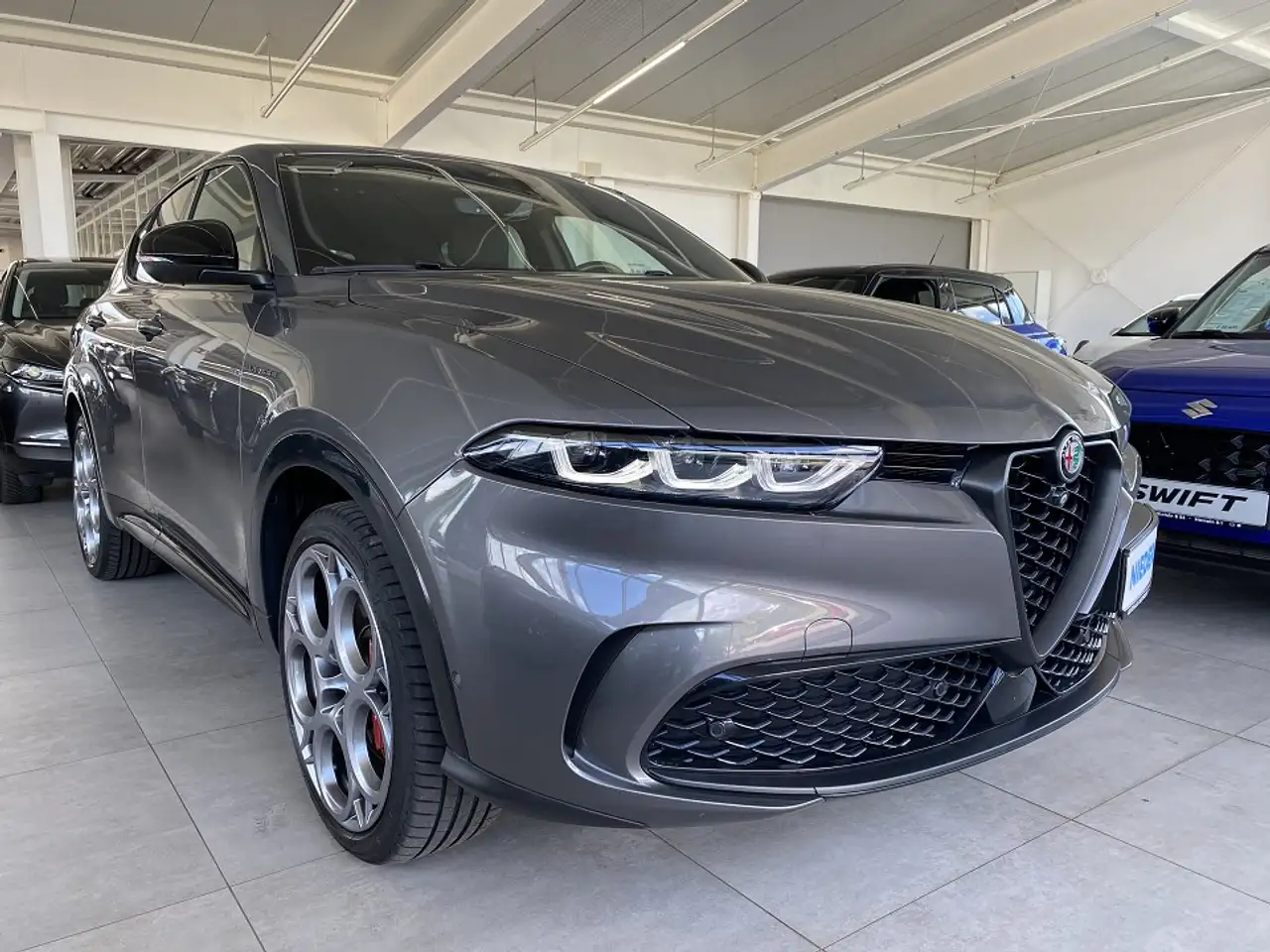 TonalePlug-In-Hybrid Veloce AWD PREMIUM GARANTIE 08.27