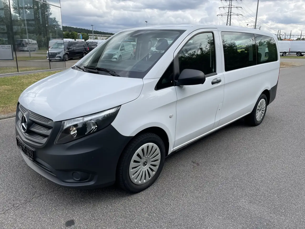 Vito114 CDI Tourer lang 8-Sitzer*Navi*Kamera*Sitzhei